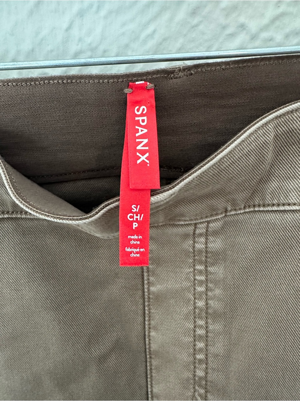 SPANX Women's Petite Small Cropped Pants Brown Stretch Shaping Slim Straight - Picture 3 of 6